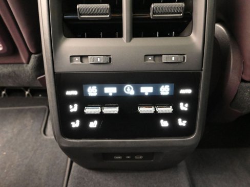 Certified 2024 Porsche Macan 4 Electric image 18