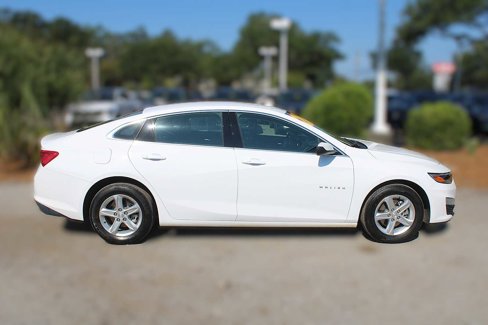 Used 2024 Chevrolet Malibu LS w/ Driver Confidence Package image 5