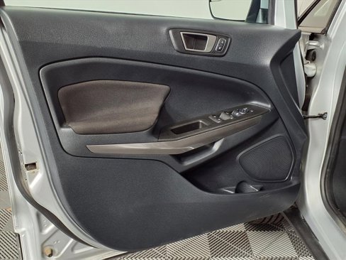 Used 2020 Ford EcoSport SE image 22