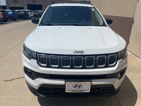Used 2022 Jeep Compass Latitude image 6