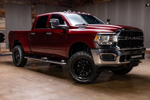 Used 2024 RAM 2500 Tradesman w/ Chrome Appearance Group image 1