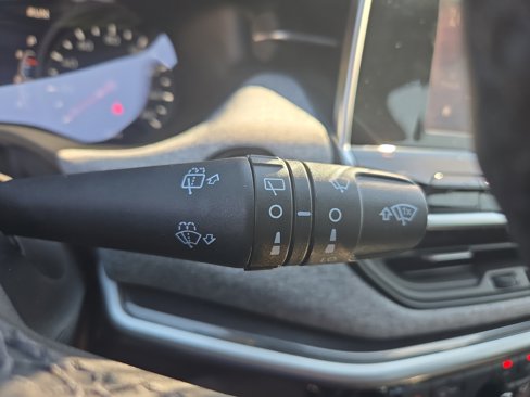New 2025 Jeep Compass Latitude image 19