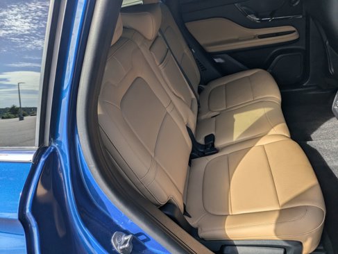 Used 2021 Lincoln Corsair Reserve image 28