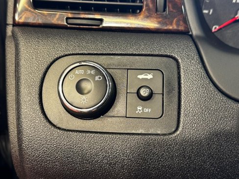 Used 2016 Chevrolet Impala LT image 15