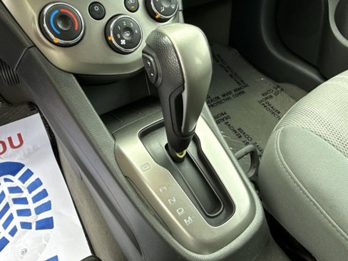 Used 2013 Chevrolet Sonic LT image 19