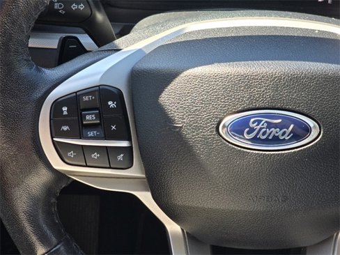 Used 2021 Ford Explorer XLT w/ Equipment Group 202A image 15