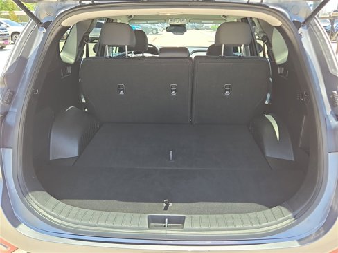 Used 2019 Hyundai Santa Fe SE image 12
