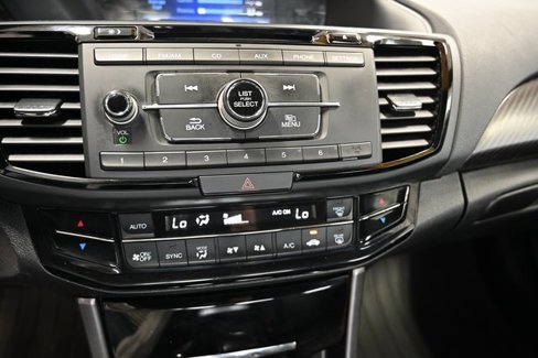 Used 2017 Honda Accord Sport Special Edition image 18
