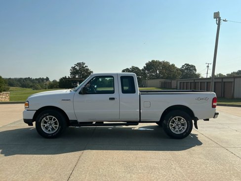 Used 2011 Ford Ranger XLT image 2