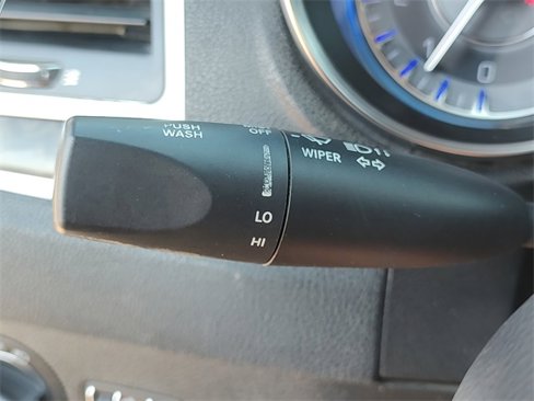 Used 2017 Chrysler 300 C image 26