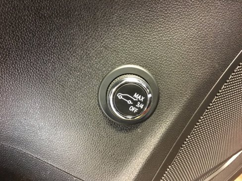 Used 2023 Buick Envision Essence w/ Sport Touring Package image 40