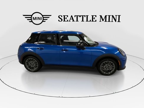 New 2025 MINI Cooper 4-Door Hardtop image 13