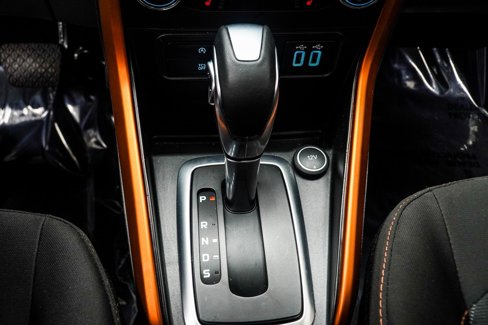 Used 2021 Ford EcoSport SE w/ SE Appearance Package image 17