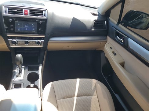 Used 2017 Subaru Outback 2.5i Premium image 28