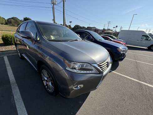 Used 2013 Lexus RX 450h FWD image 3