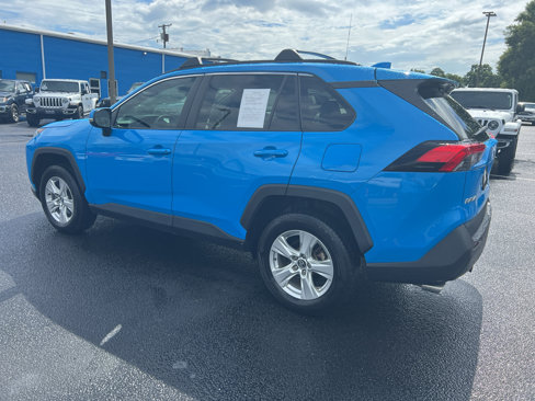 Used 2021 Toyota RAV4 XLE image 12