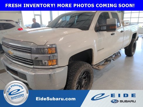 Used 2018 Chevrolet Silverado 2500 W/T w/ WT Convenience Package image 3