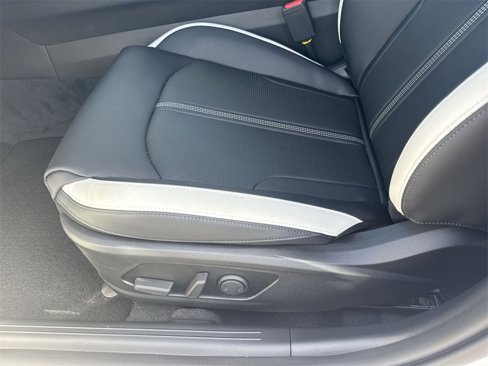 New 2026 Kia K5 GT-Line image 11