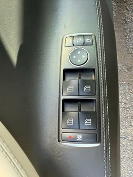 Used 2018 Tesla Model S 75D image 22