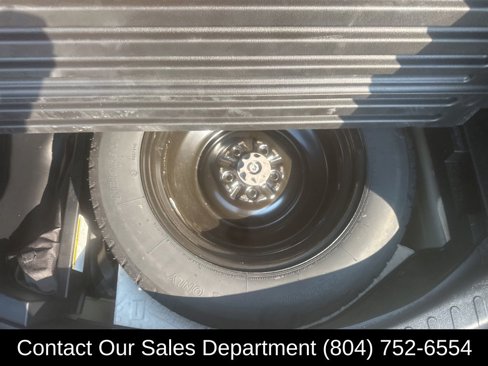 Used 2015 Toyota RAV4 LE image 28