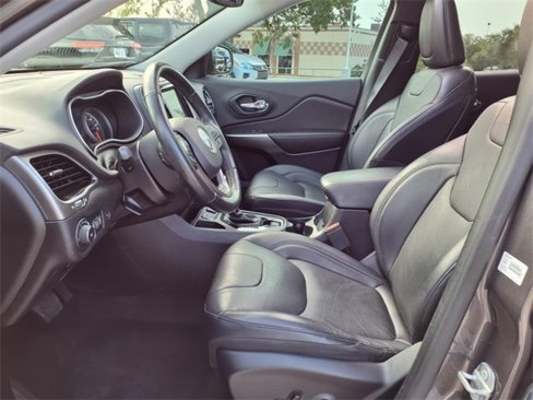 Used 2021 Jeep Cherokee Limited image 19