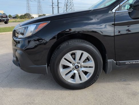 Used 2019 Subaru Outback 2.5i Premium image 27