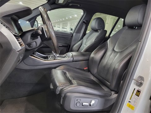 Used 2020 BMW X5 sDrive40i w/ Convenience Package image 16