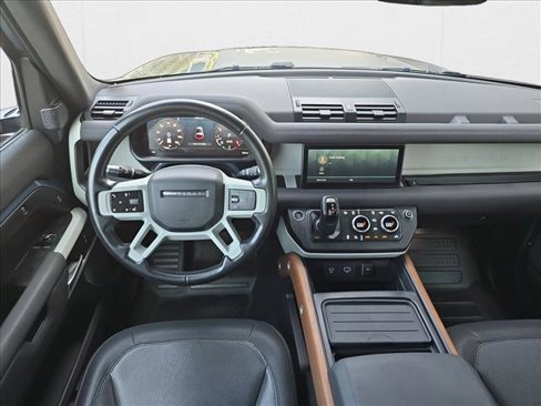 Used 2021 Land Rover Defender 90 X-Dynamic S image 15
