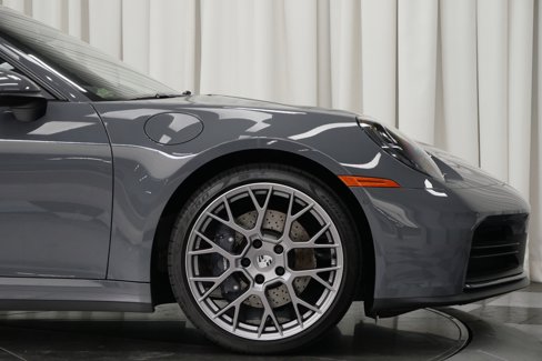 Used 2025 Porsche 911 Carrera w/ Premium Package image 35