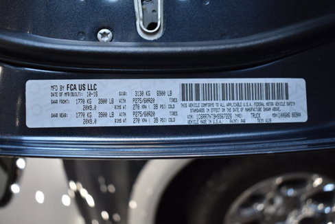 Used 2017 RAM 1500 Laramie image 38