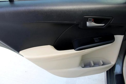 Used 2014 Toyota Camry LE image 13