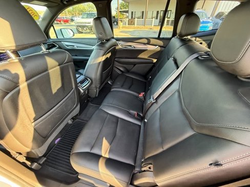 Used 2021 Cadillac XT6 Luxury image 12