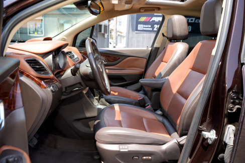 Used 2015 Buick Encore Premium w/ Experience Buick Package image 17