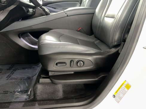 Used 2018 Buick Enclave Premium image 14