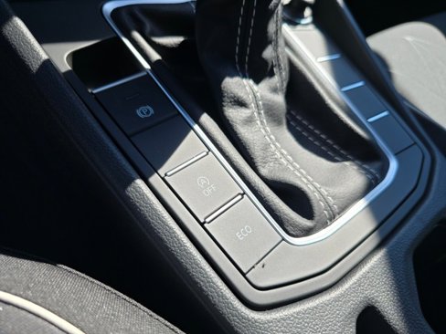 New 2025 Volkswagen Jetta Sport image 32