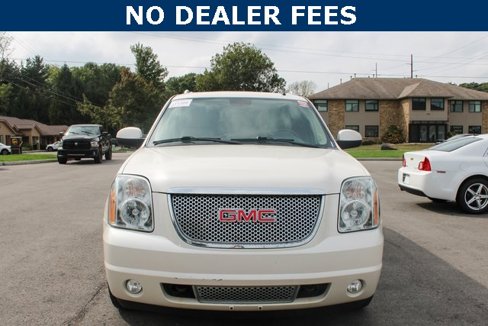 Used 2014 GMC Yukon XL Denali image 3