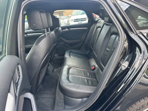 Used 2018 Audi A3 2.0T Premium image 18