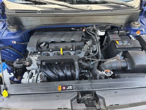 Certified 2022 Hyundai Venue SE w/ Cargo Package image 26
