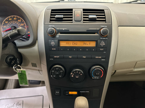 Used 2010 Toyota Corolla LE image 5