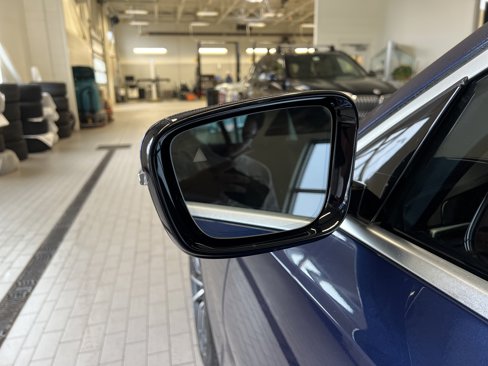 Used 2019 BMW 330i xDrive Sedan w/ Premium Package image 10