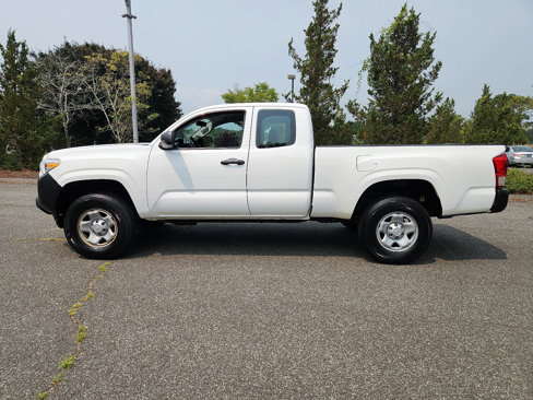 Certified 2017 Toyota Tacoma SR image 8