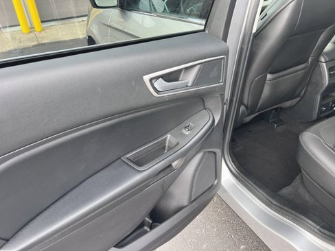 Used 2021 Ford Edge SEL w/ Convenience Package image 39