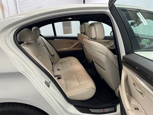 Used 2013 BMW 528i Sedan image 16