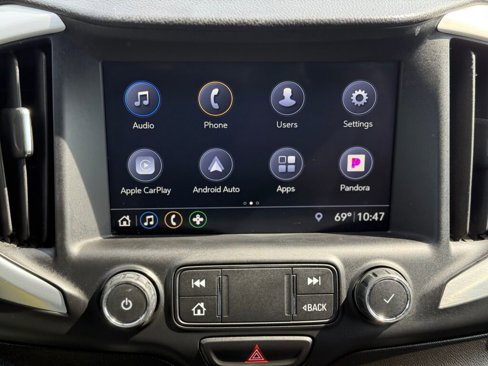 Used 2019 GMC Terrain SLT image 17