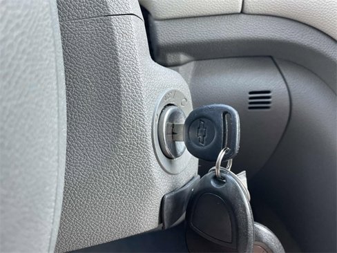 Used 2017 Chevrolet Traverse LS image 28