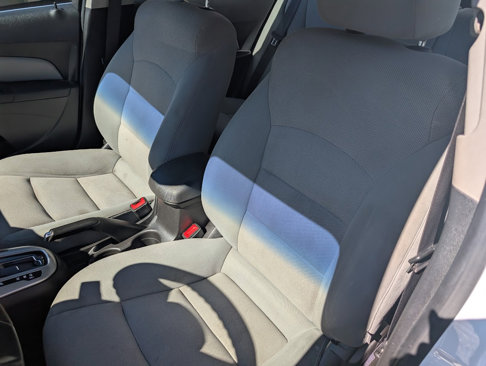 Used 2016 Chevrolet Cruze LT w/ Technology Package image 6