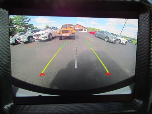 Used 2021 Jeep Wrangler Unlimited Sport w/ Uconnect 4C Nav & Sound Group image 13