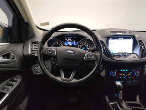 Used 2017 Ford Escape Titanium image 22