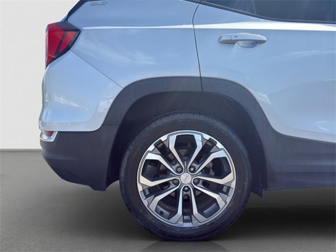 Used 2019 GMC Terrain SLT w/ Preferred Package image 23