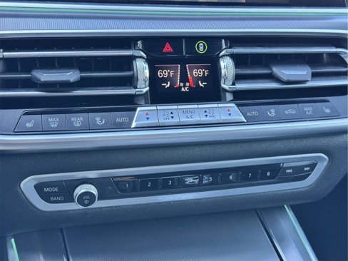 Used 2022 BMW X5 xDrive40i w/ M Sport Package image 48